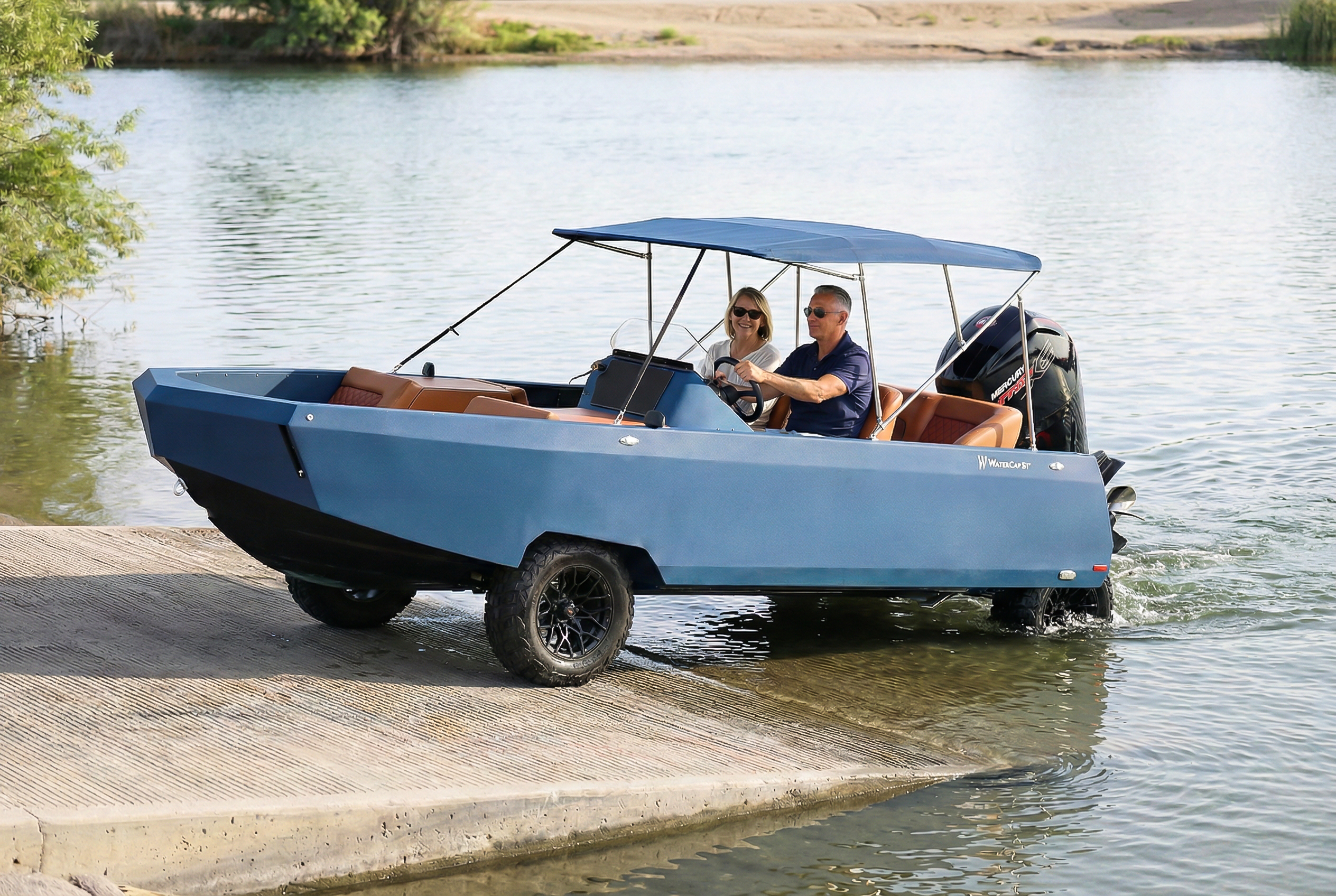 Amphibious Boat getting on the land from water